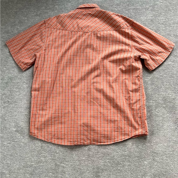 Cabela’s Short Sleeve Plaid Snap Front Shirt - Picture 5 of 6